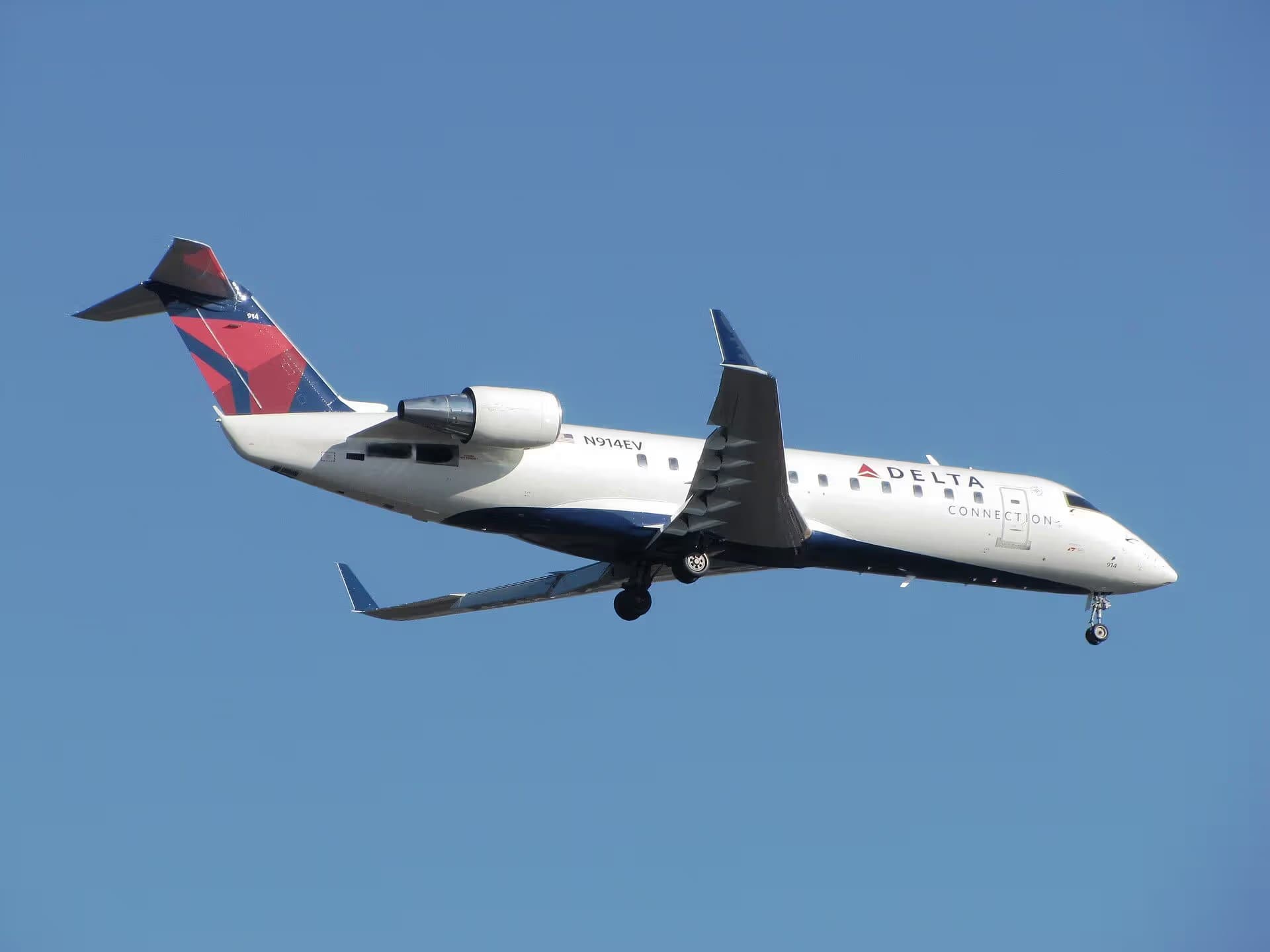 N914EV — Bombardier