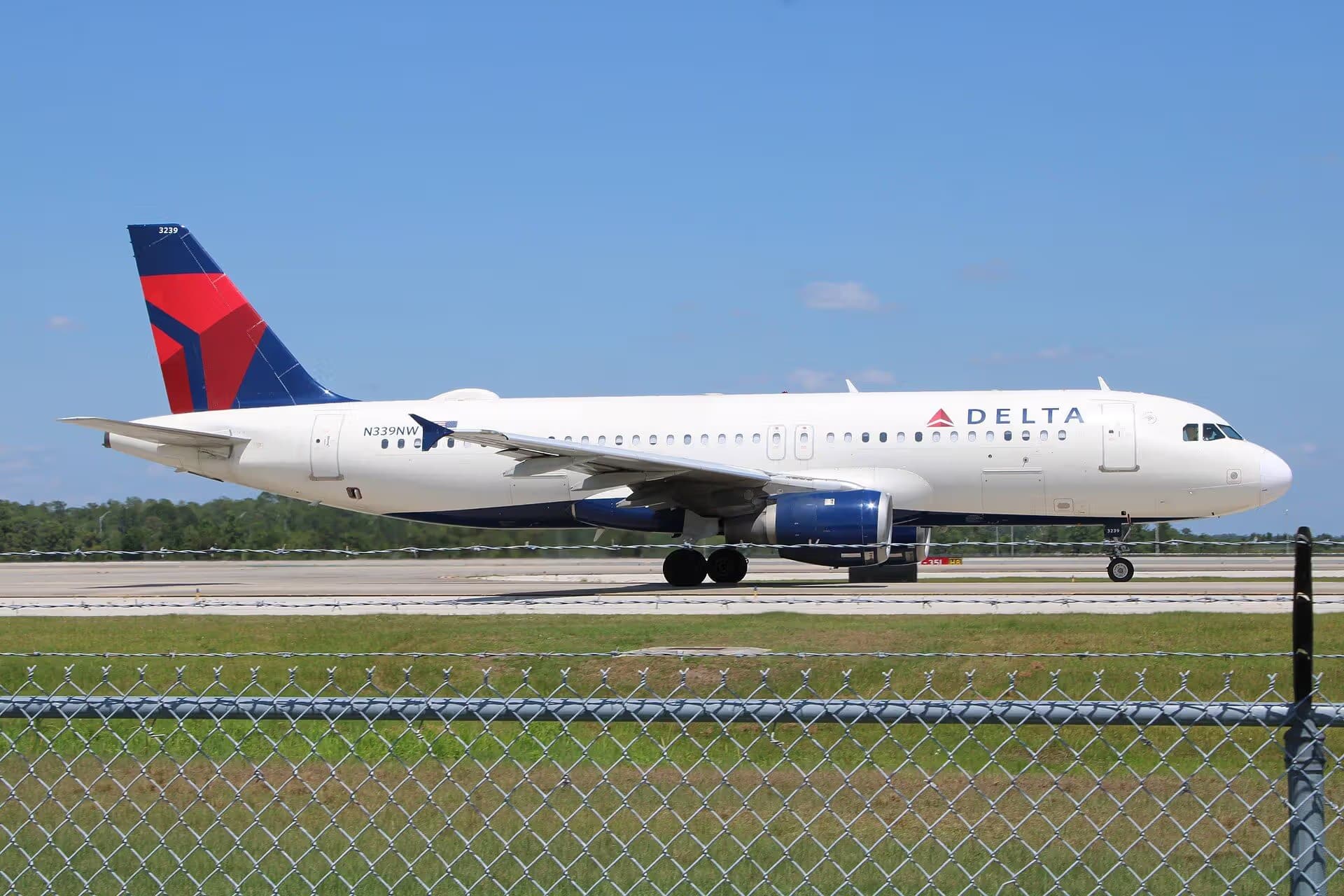 N339NW — Airbus