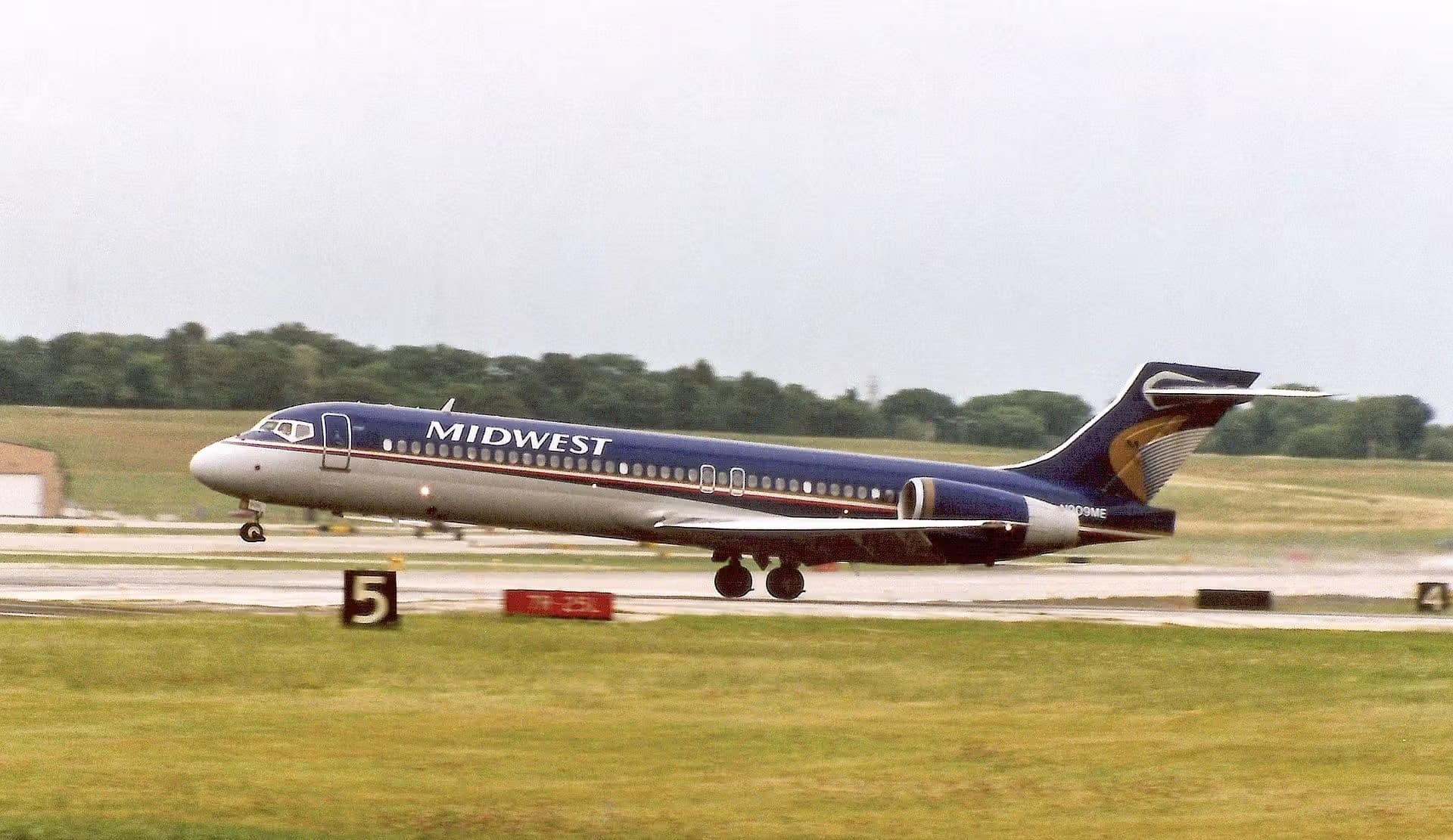 N909ME — Aircraft