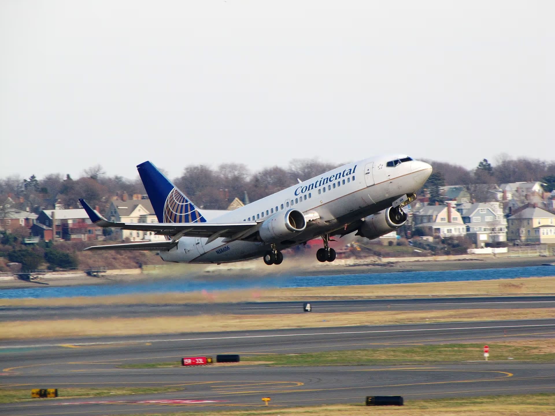 N58606 — Boeing