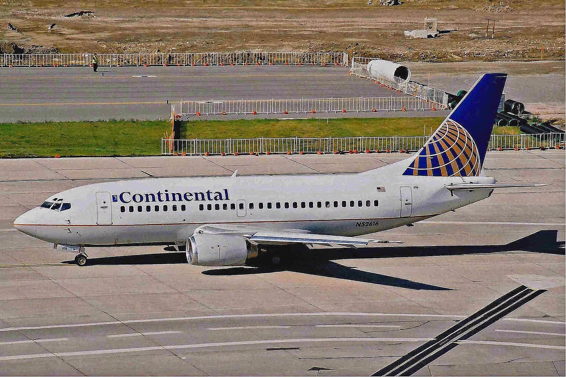 N52616 — Boeing