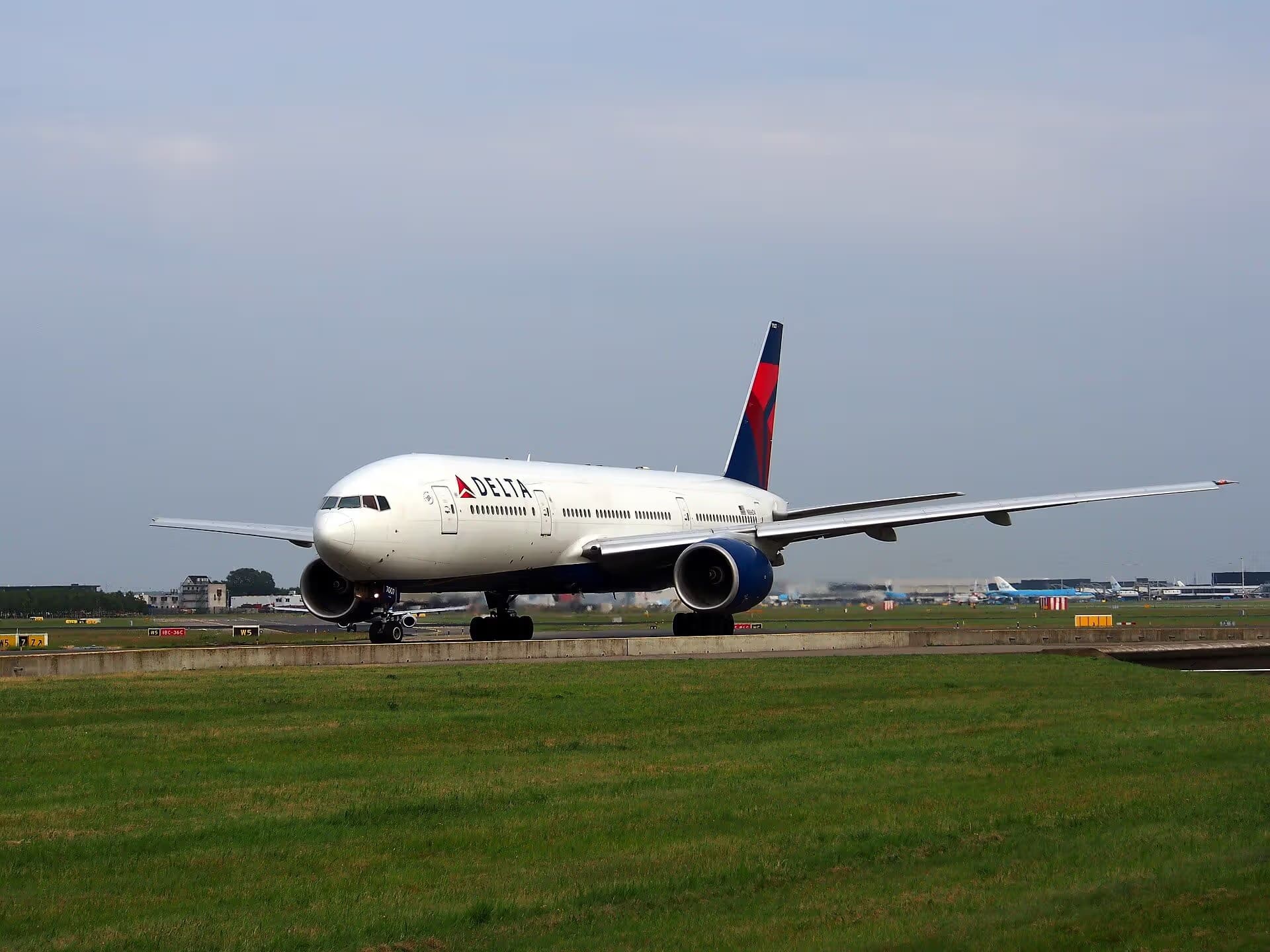 N866DA — Twin-engine aircraft