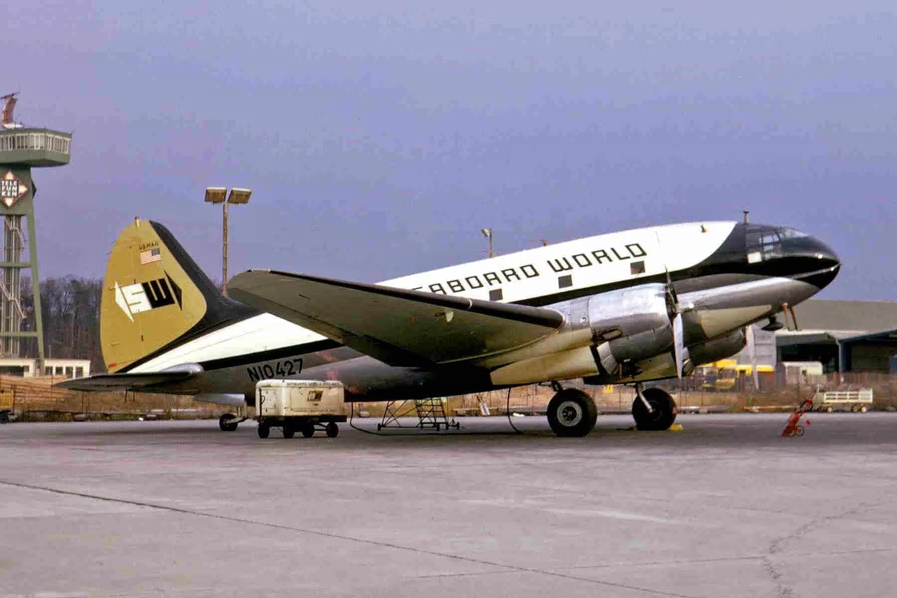 N10427 — Twin-engine aircraft