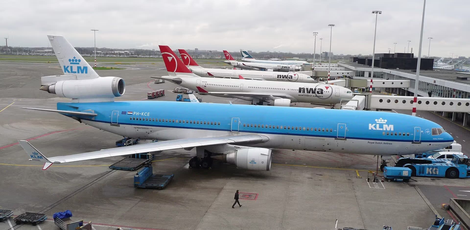 N860NW — Douglas