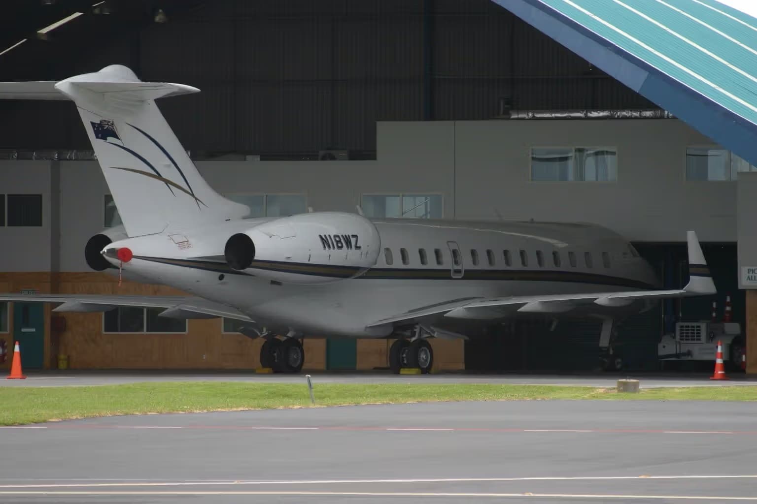 N18WZ — Business jet
