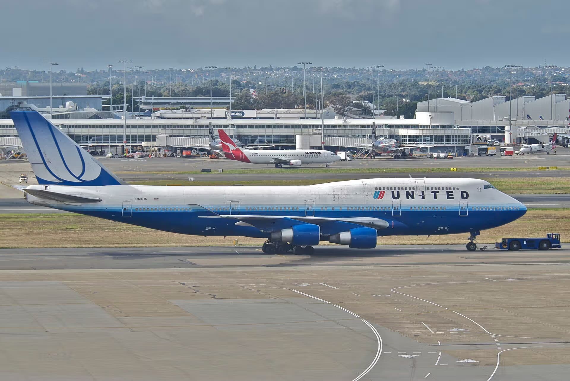N174UA — Boeing