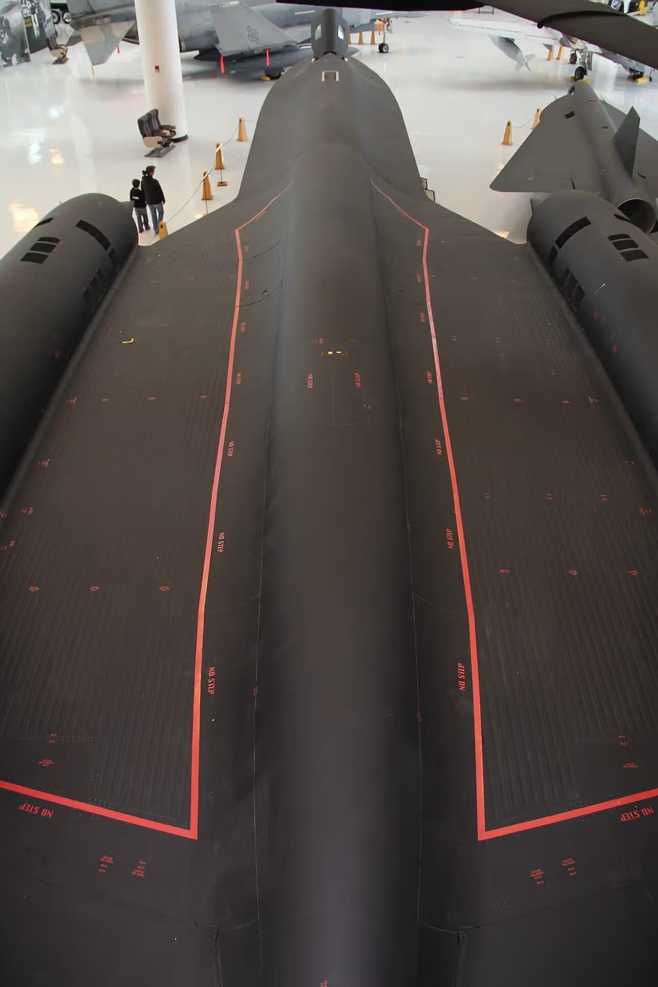 Unidentified — Twin-engine aircraft