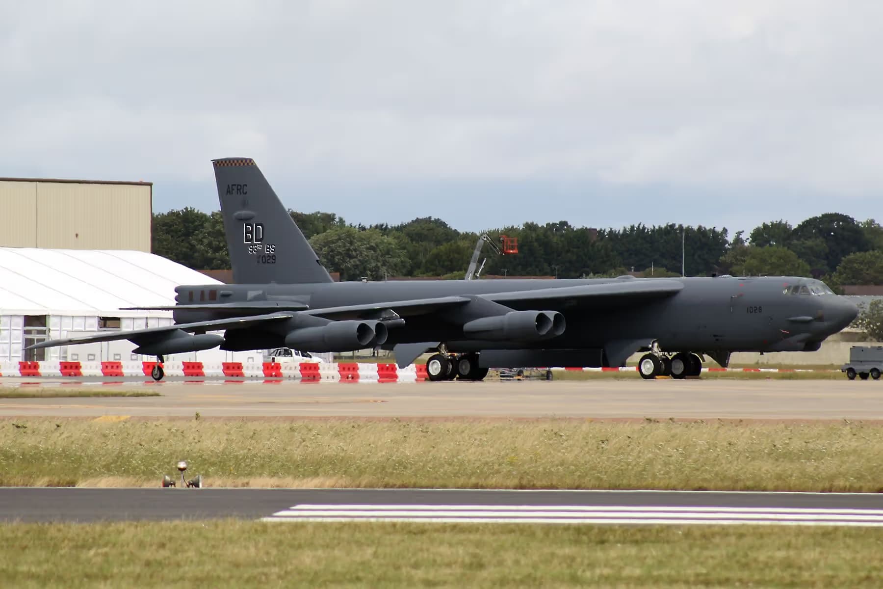 Unidentified — Aircraft
