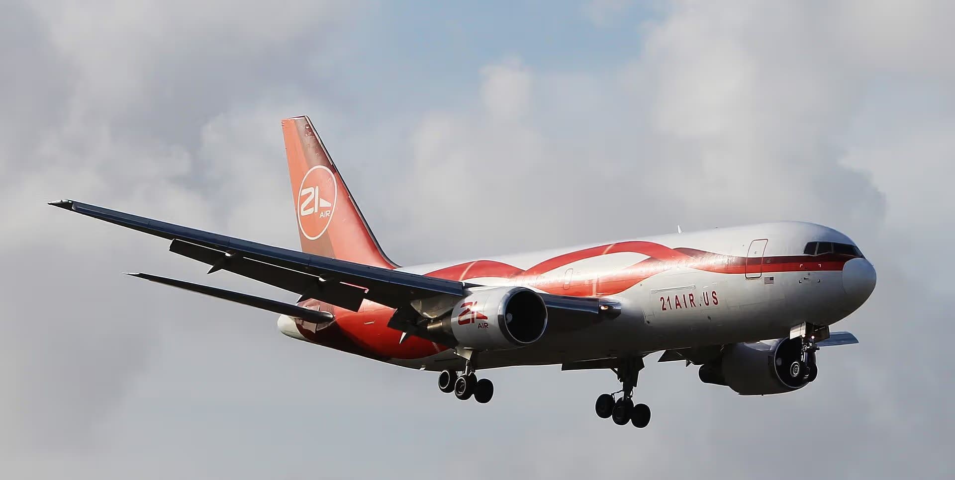 N881YV — Twin-engine aircraft