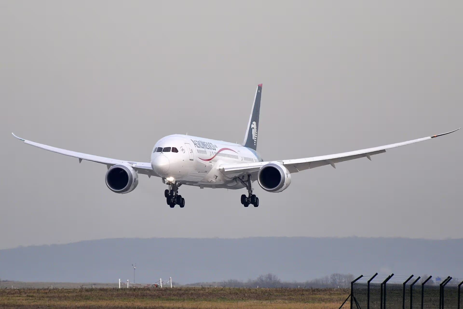 N965AM — Boeing