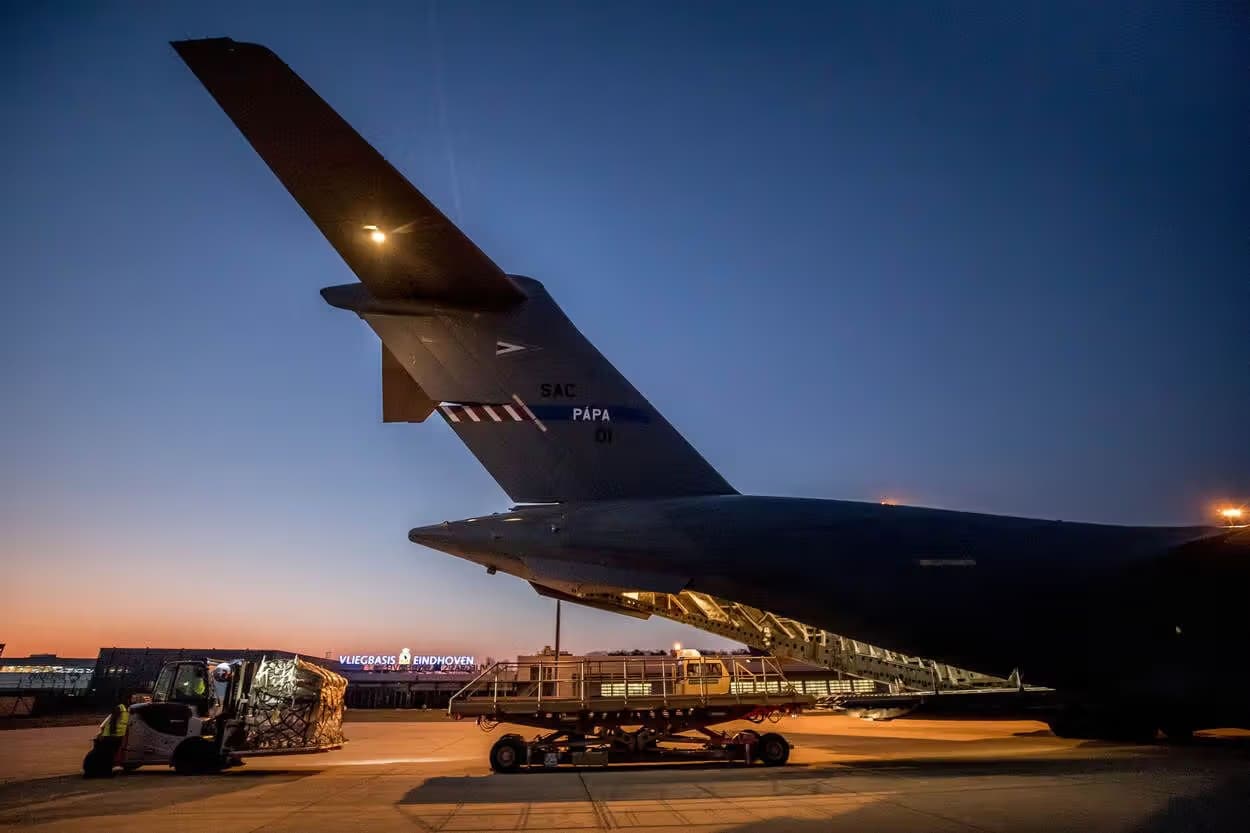 Unidentified — Boeing
