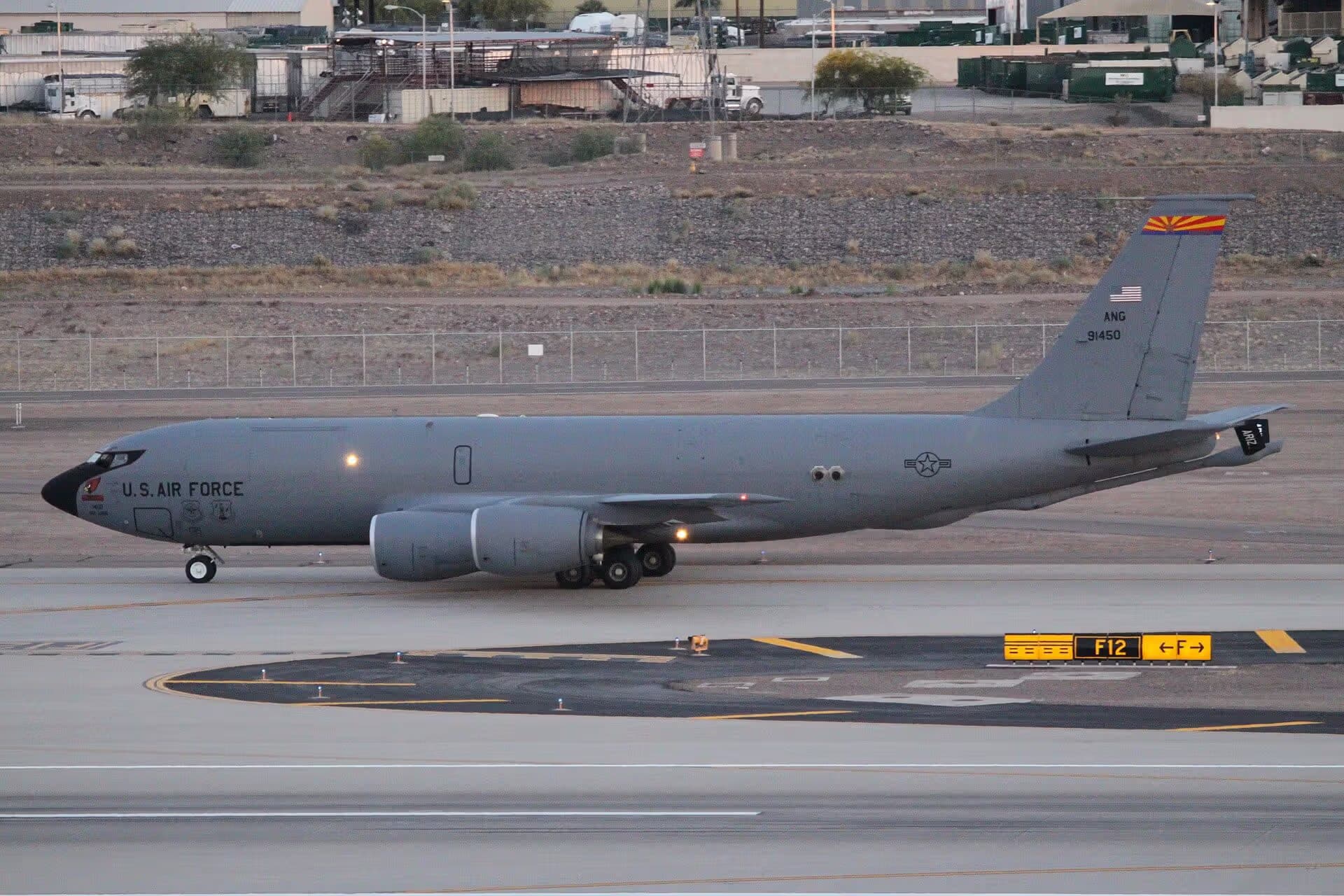 Unidentified — Boeing