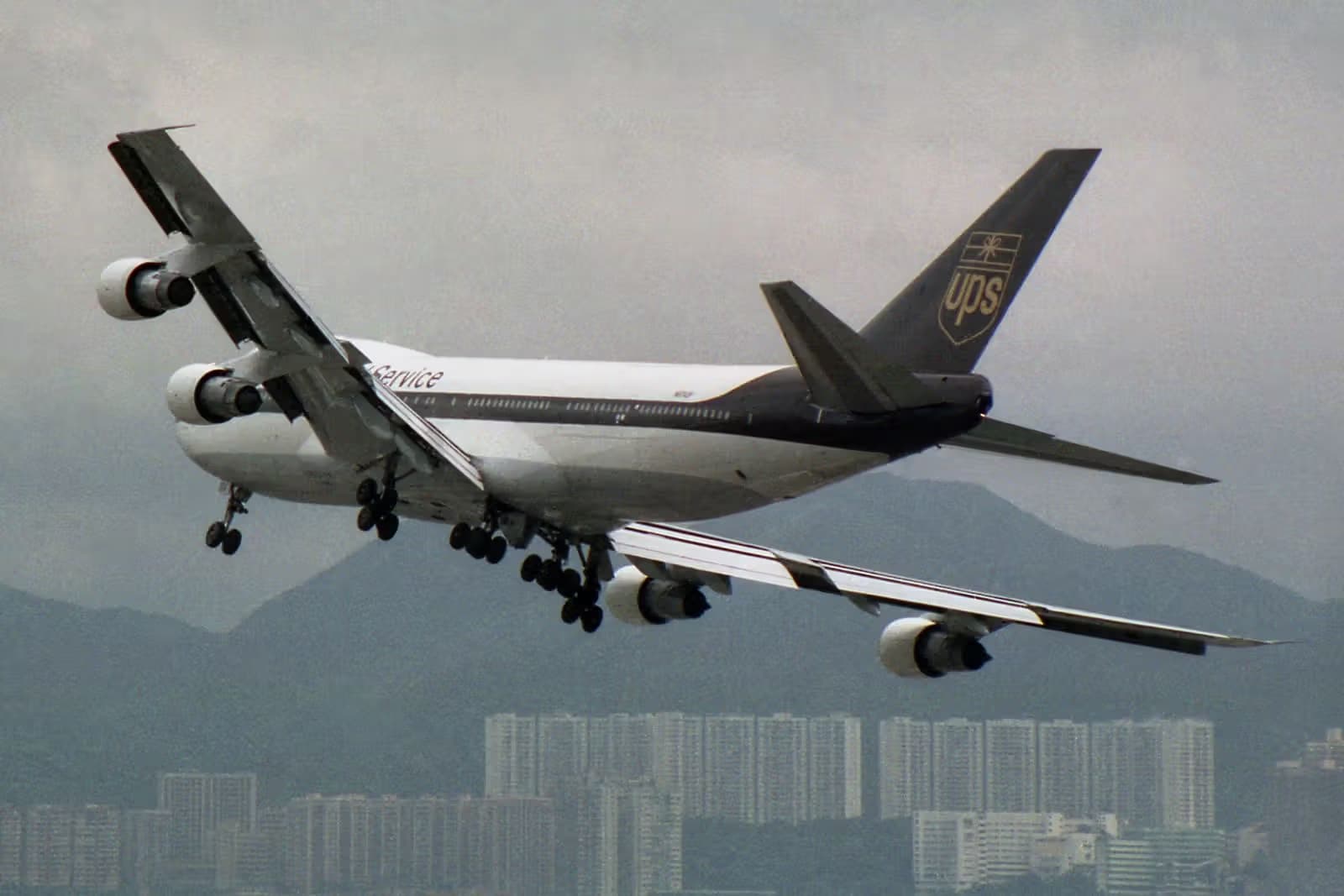 N674UP — Boeing