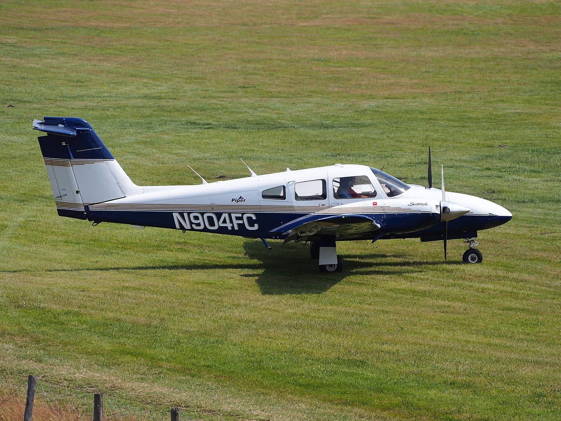 N904FC — Piper at Hilversum Airfield