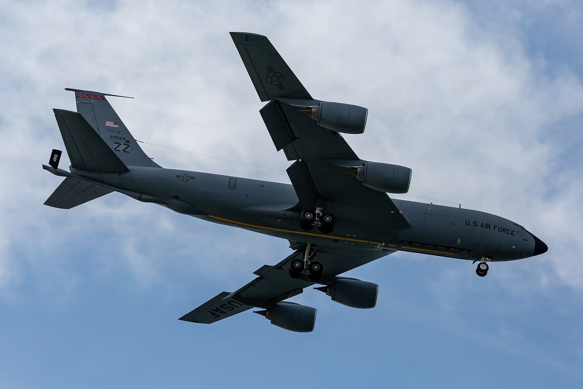 Unidentified — Boeing