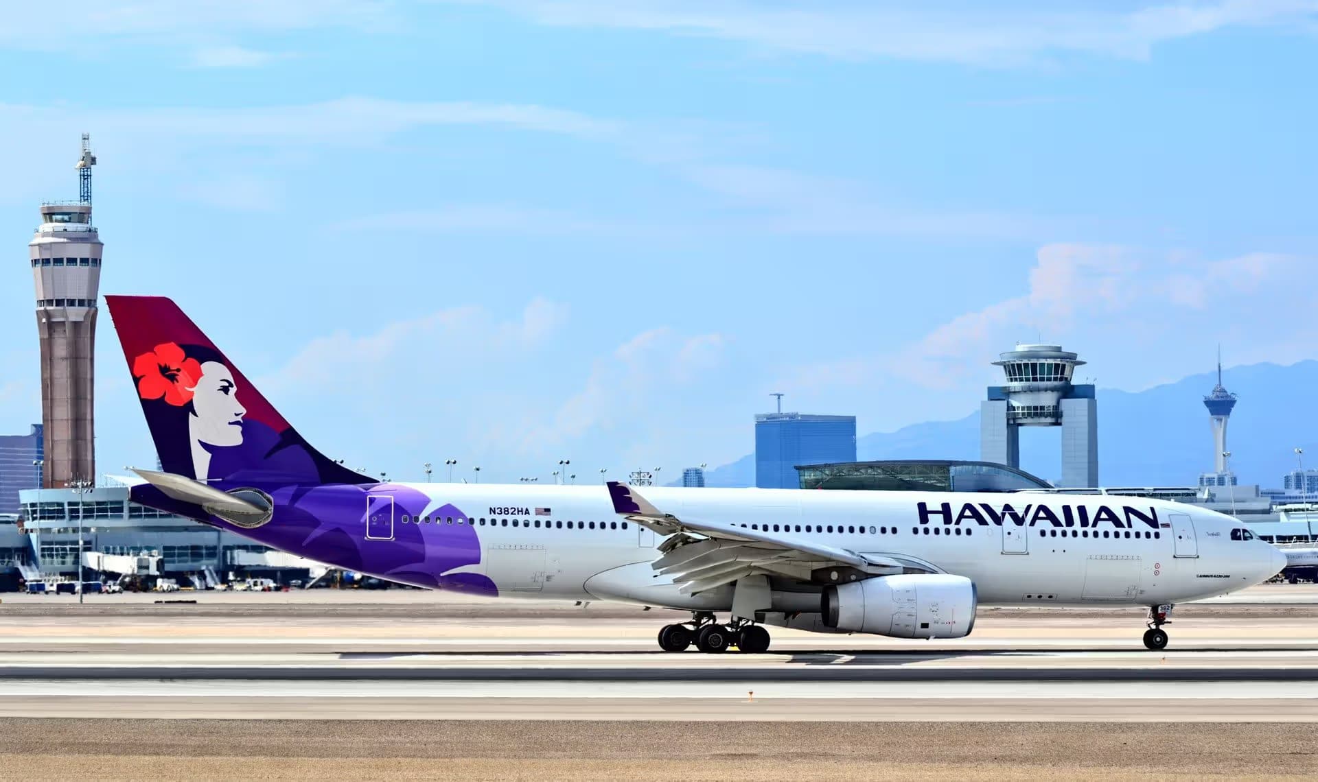 N382HA — Airbus