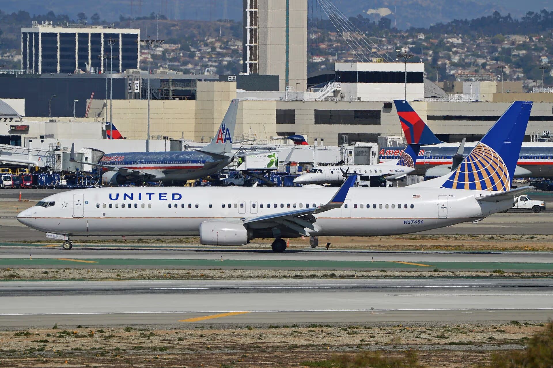 N37456 — Boeing