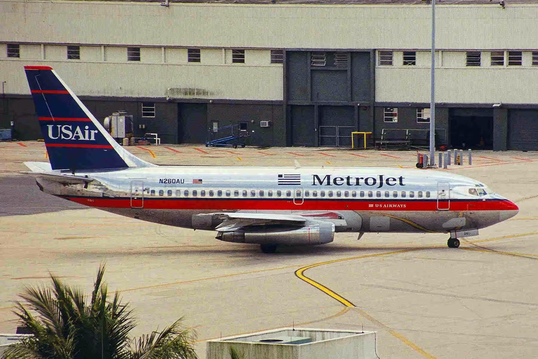 N260AU — Boeing