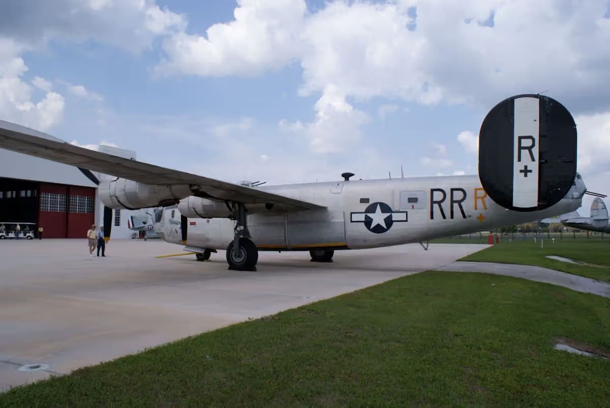 Unidentified — Aircraft