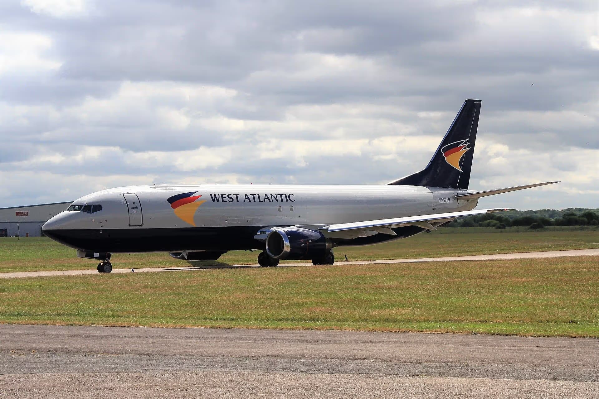 N859AU — Boeing
