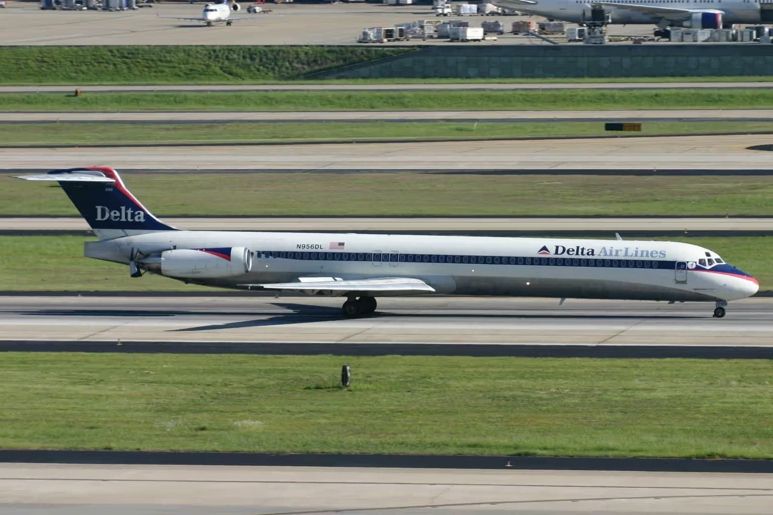 N956DL — Aircraft
