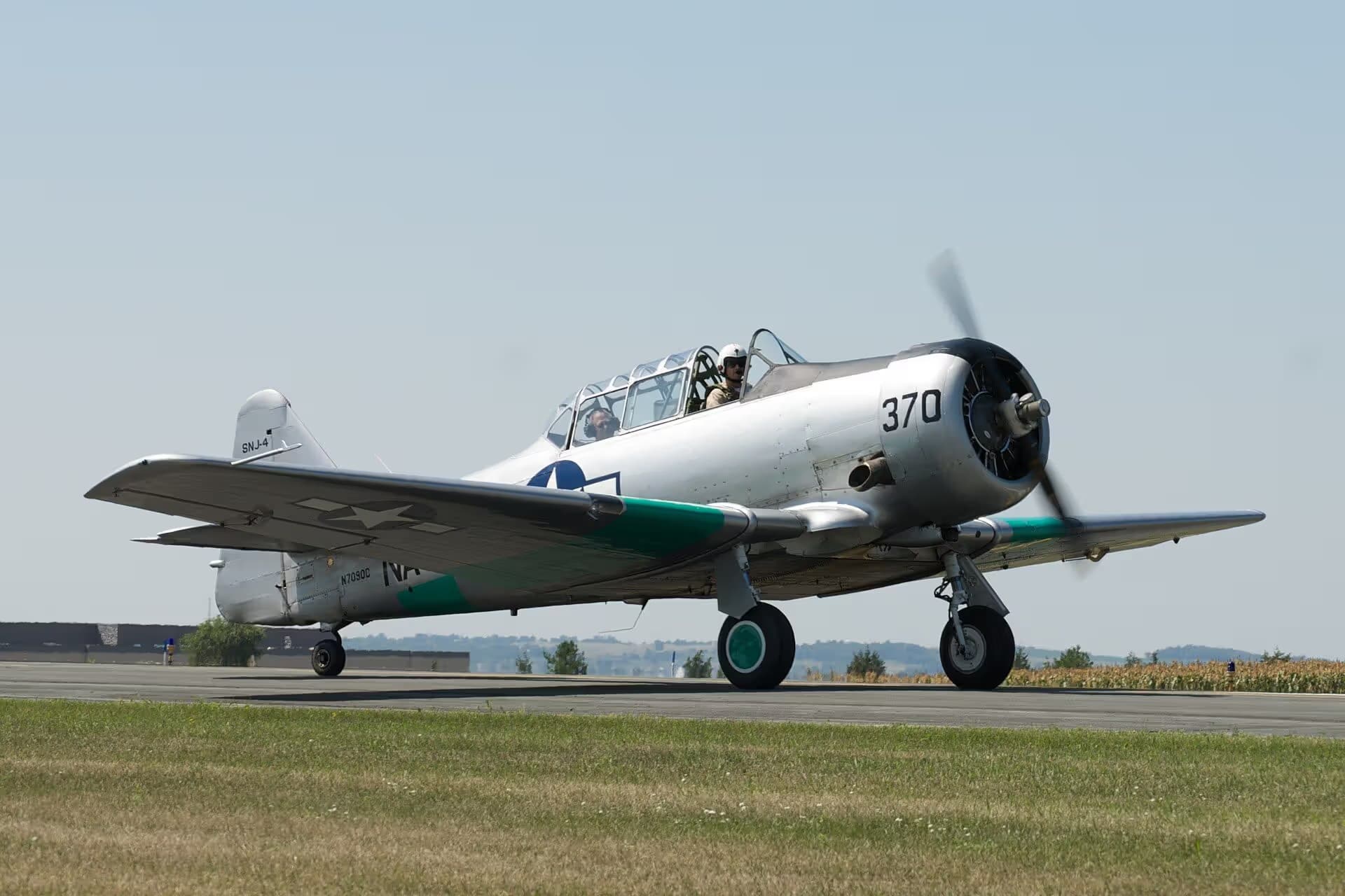 N7090C — Warbird