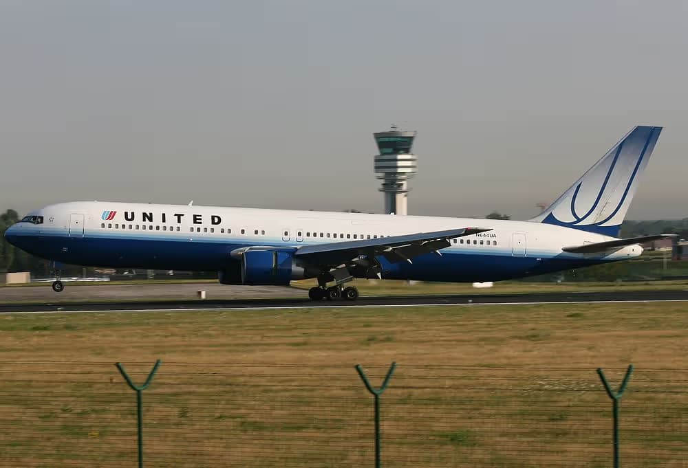 N644UA — Boeing