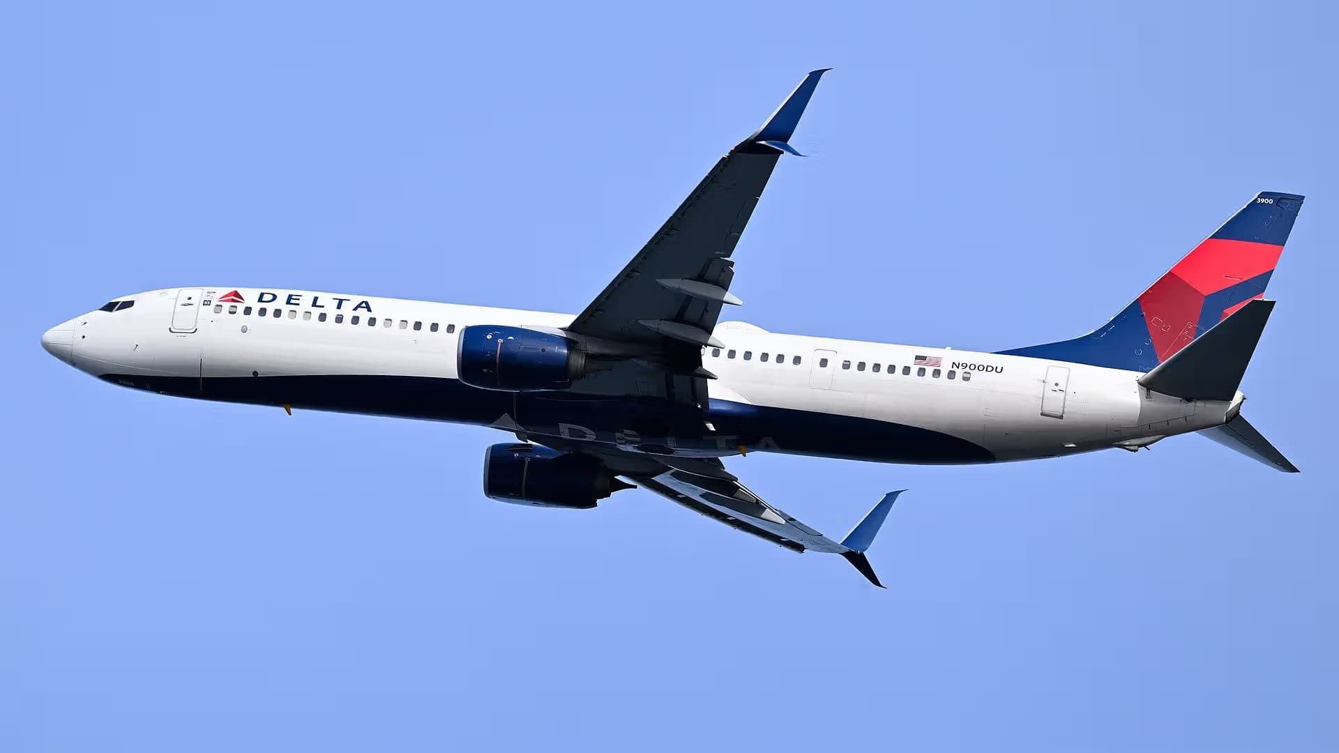 N900DU — Boeing