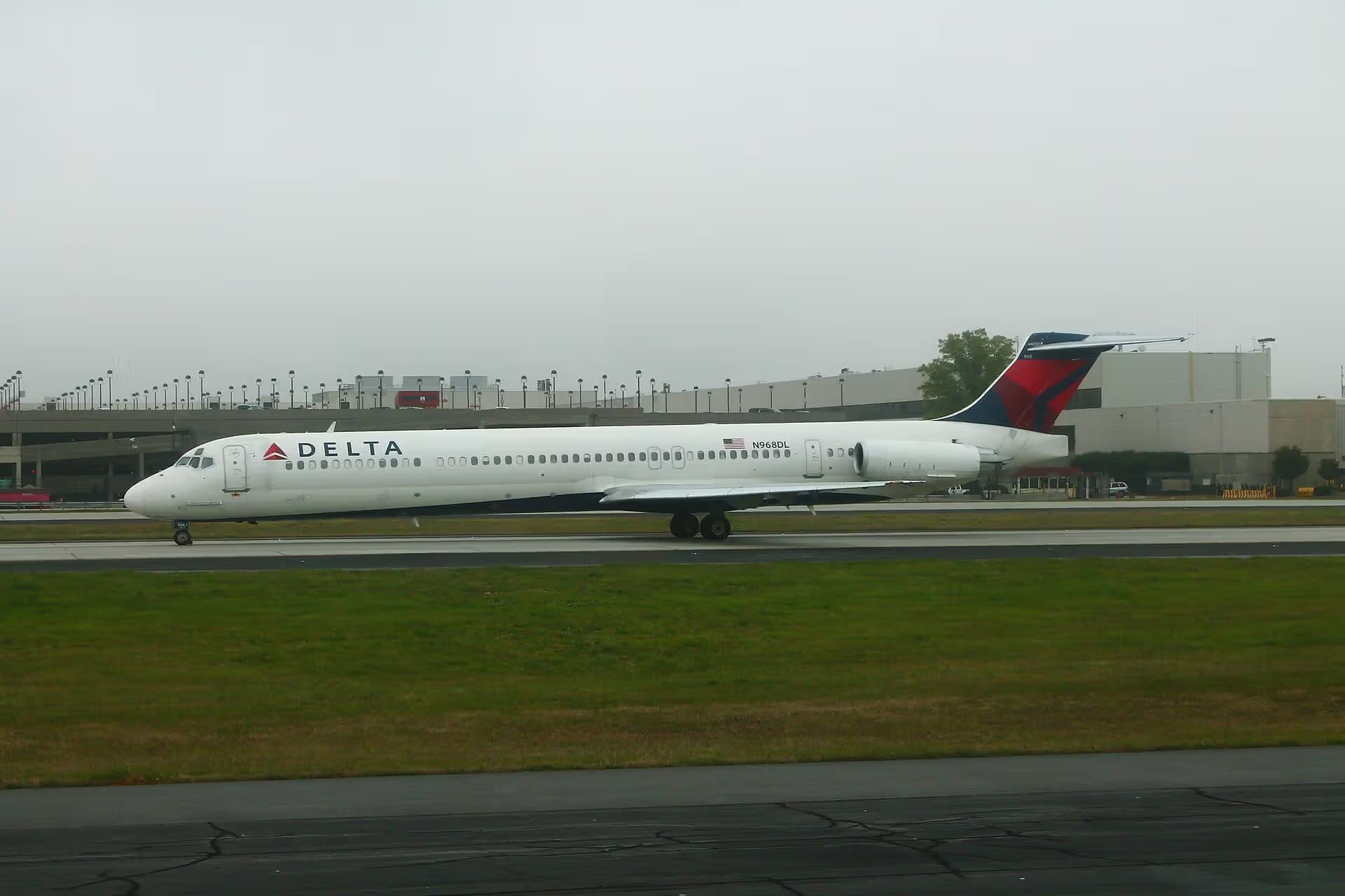 N968DL — Douglas