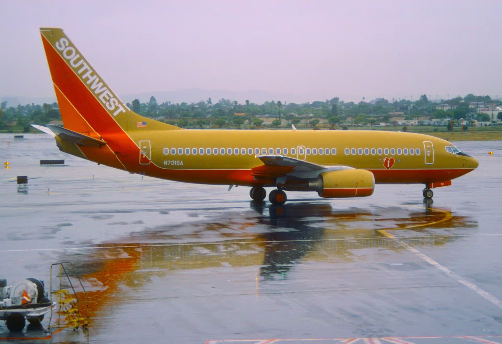N731SA — Twin-engine aircraft