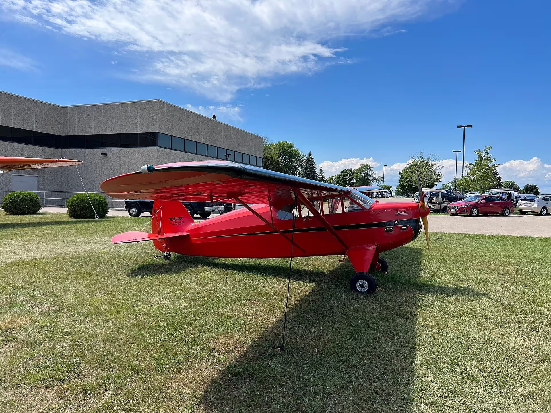 Unidentified — Single-engine aircraft