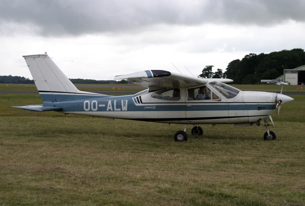 OO-ALW — Cessna