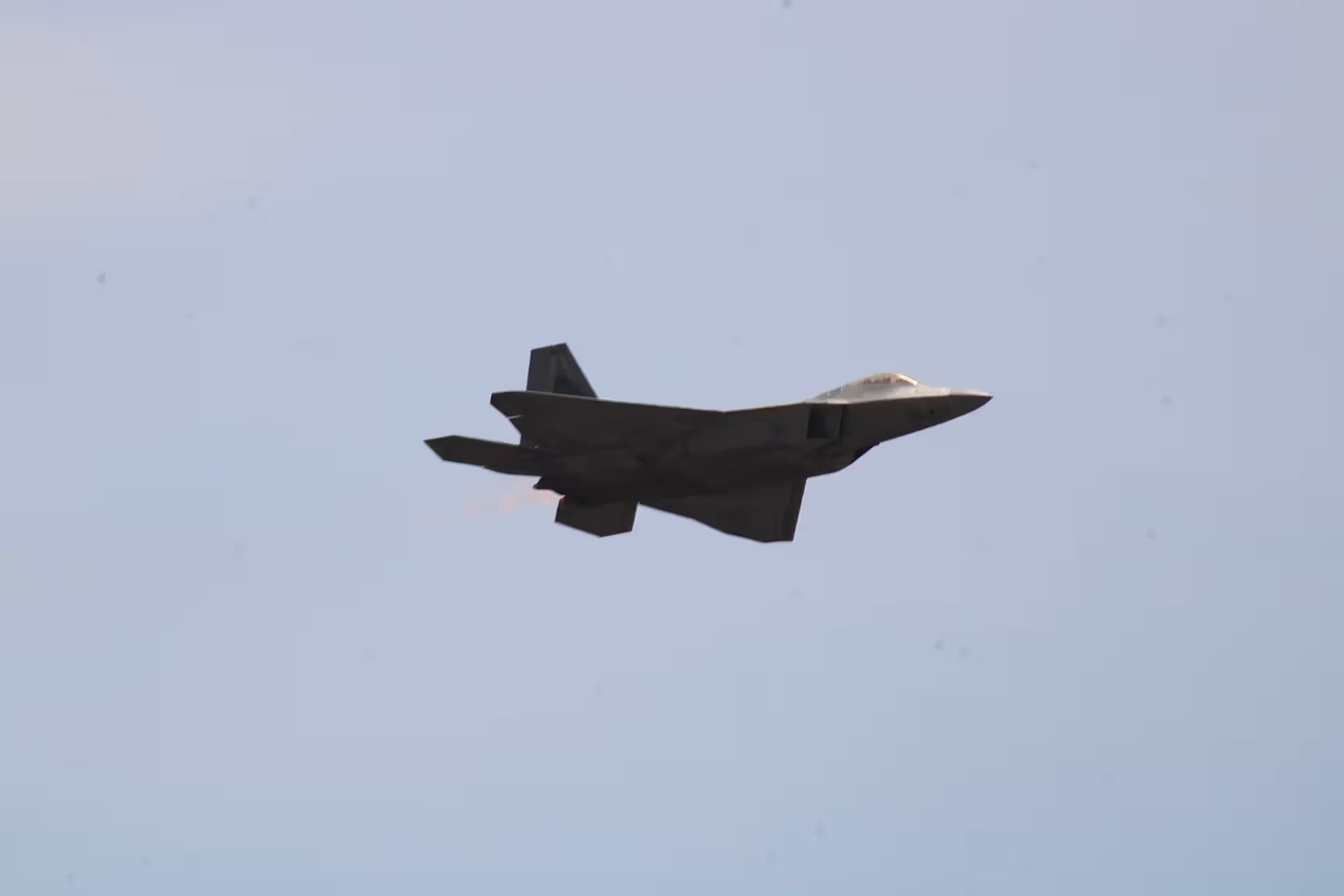 Unidentified — Aircraft