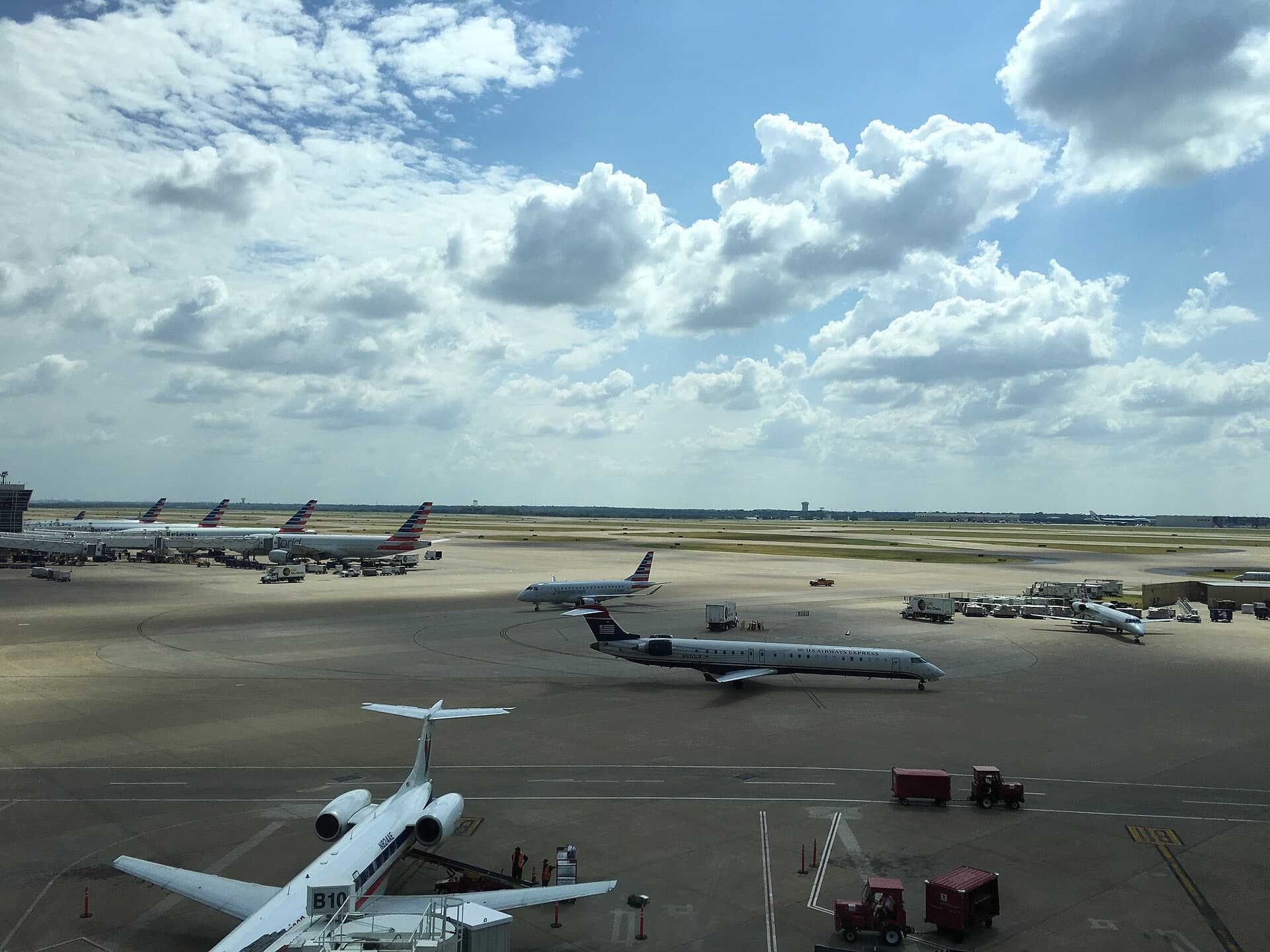 N824AE — Business jet