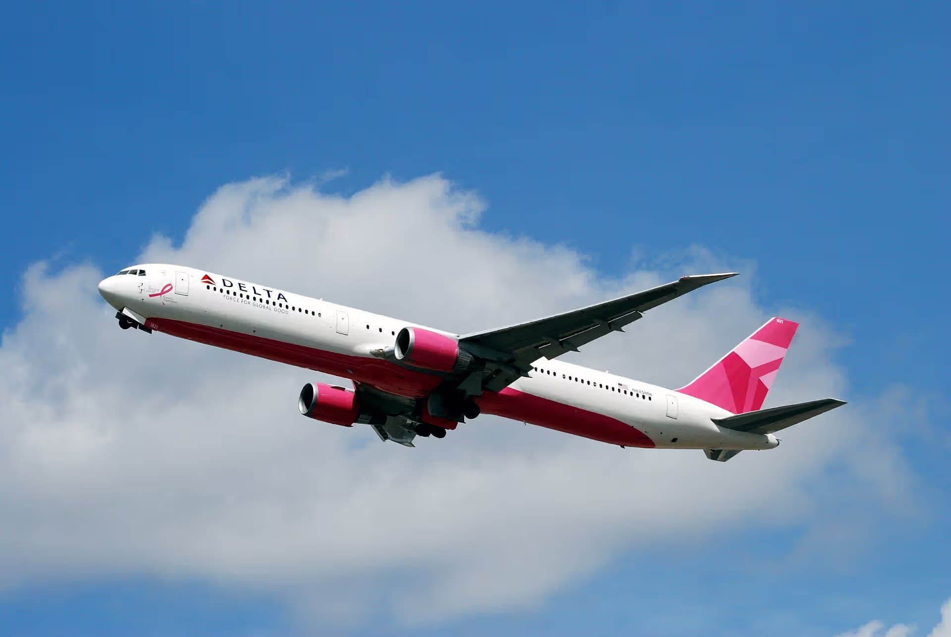 N845MH — Twin-engine aircraft