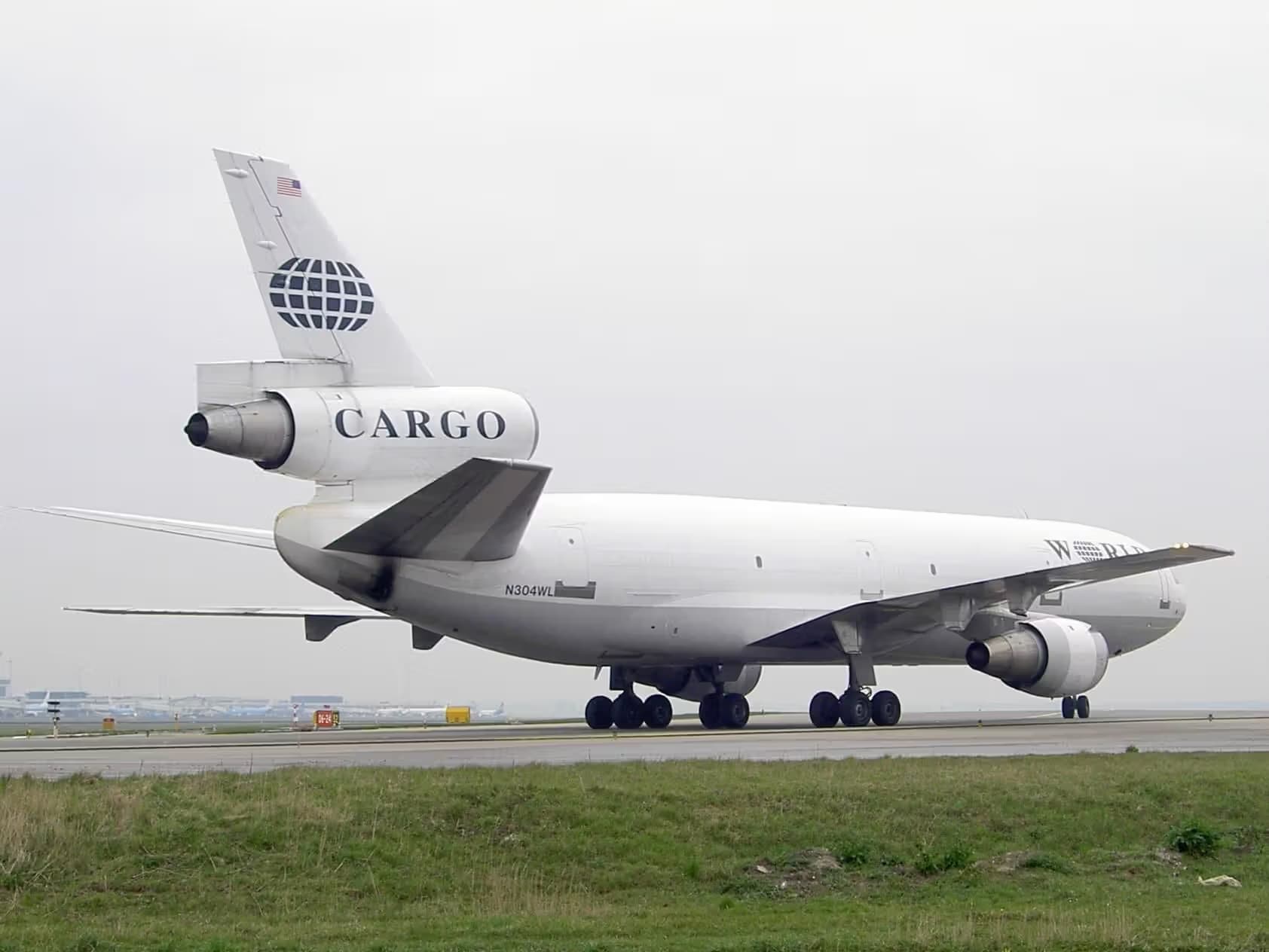 N304WL — Douglas