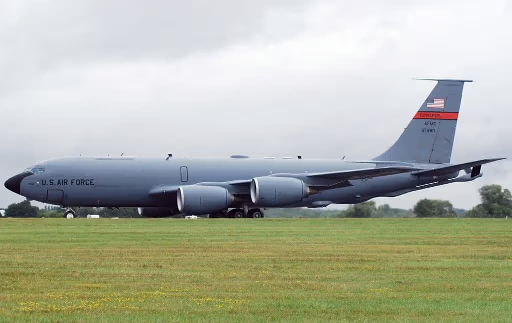 Unidentified — Boeing