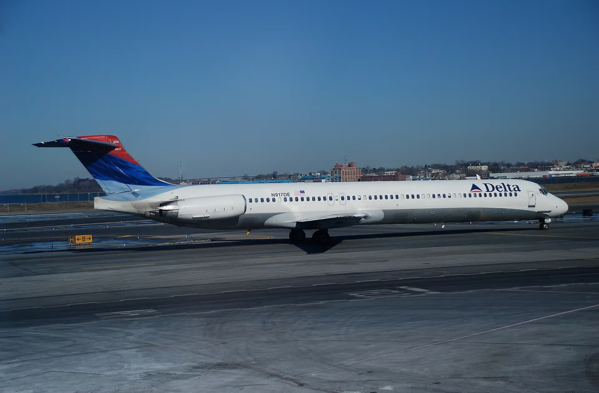N917DE — Aircraft