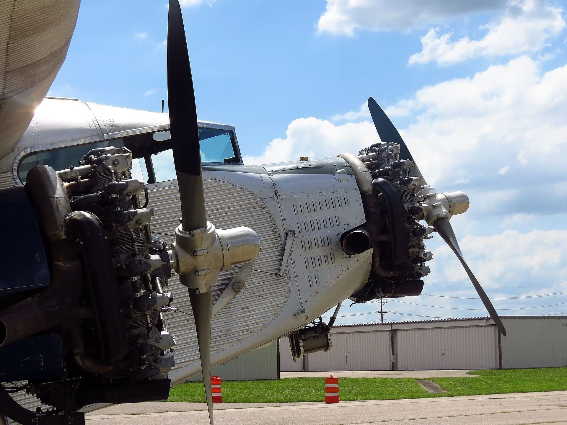 N8419 — Aircraft