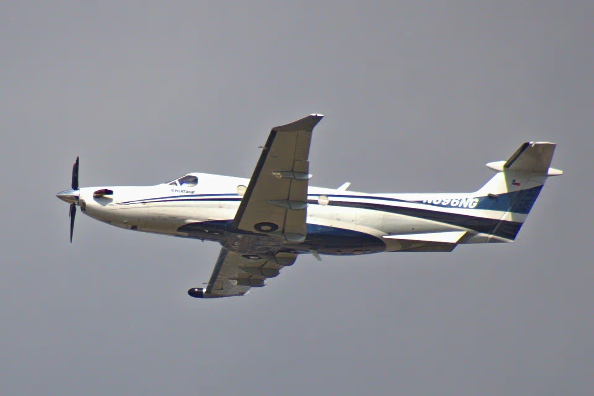N696NG — Pilatus