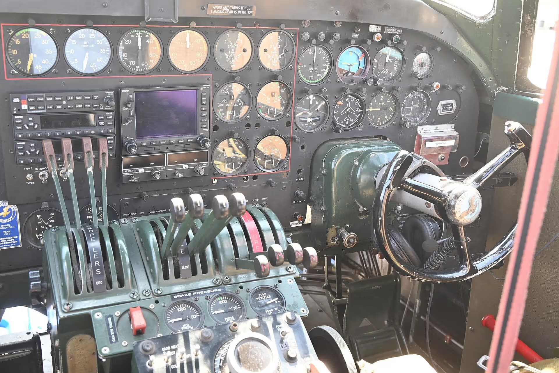 Unidentified — Aircraft