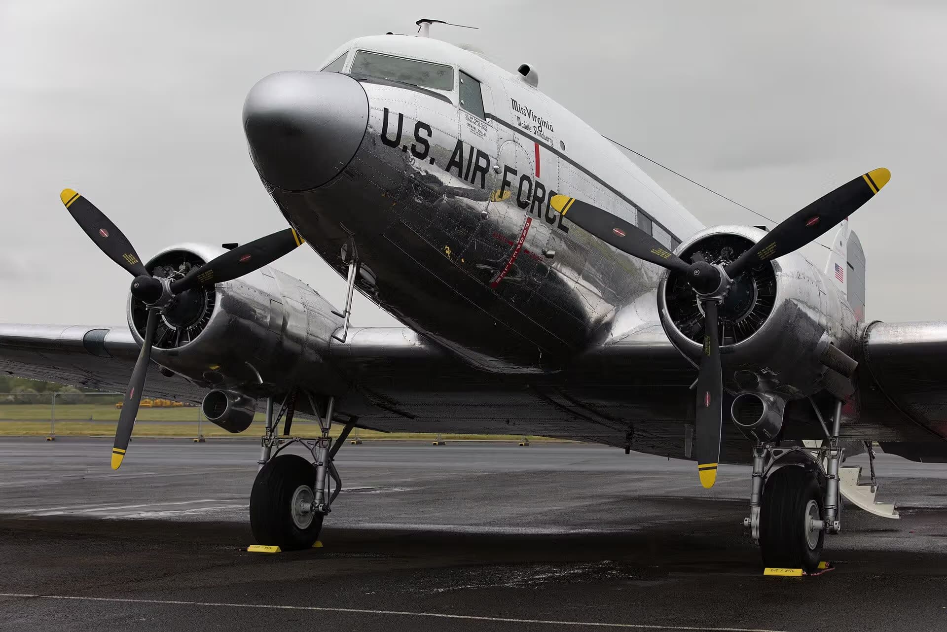 N47E — Douglas