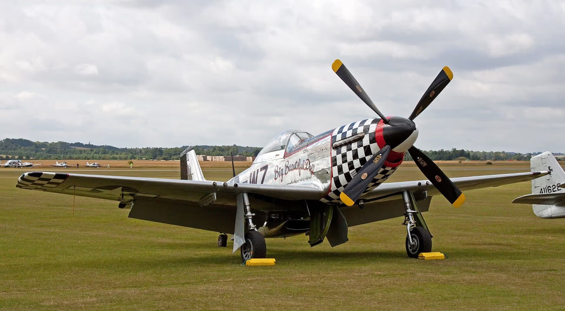 Unidentified — Single-engine aircraft