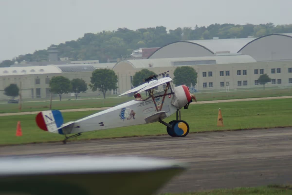 Unidentified — Aircraft