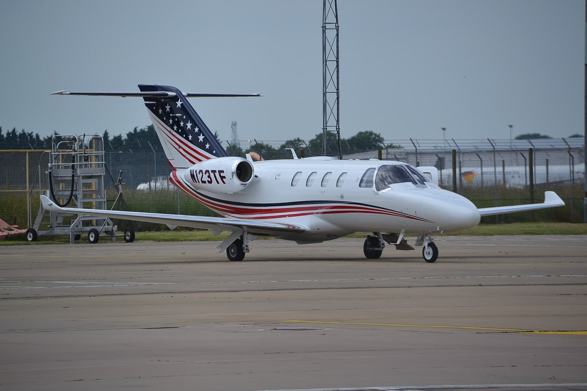 N123TF — Cessna