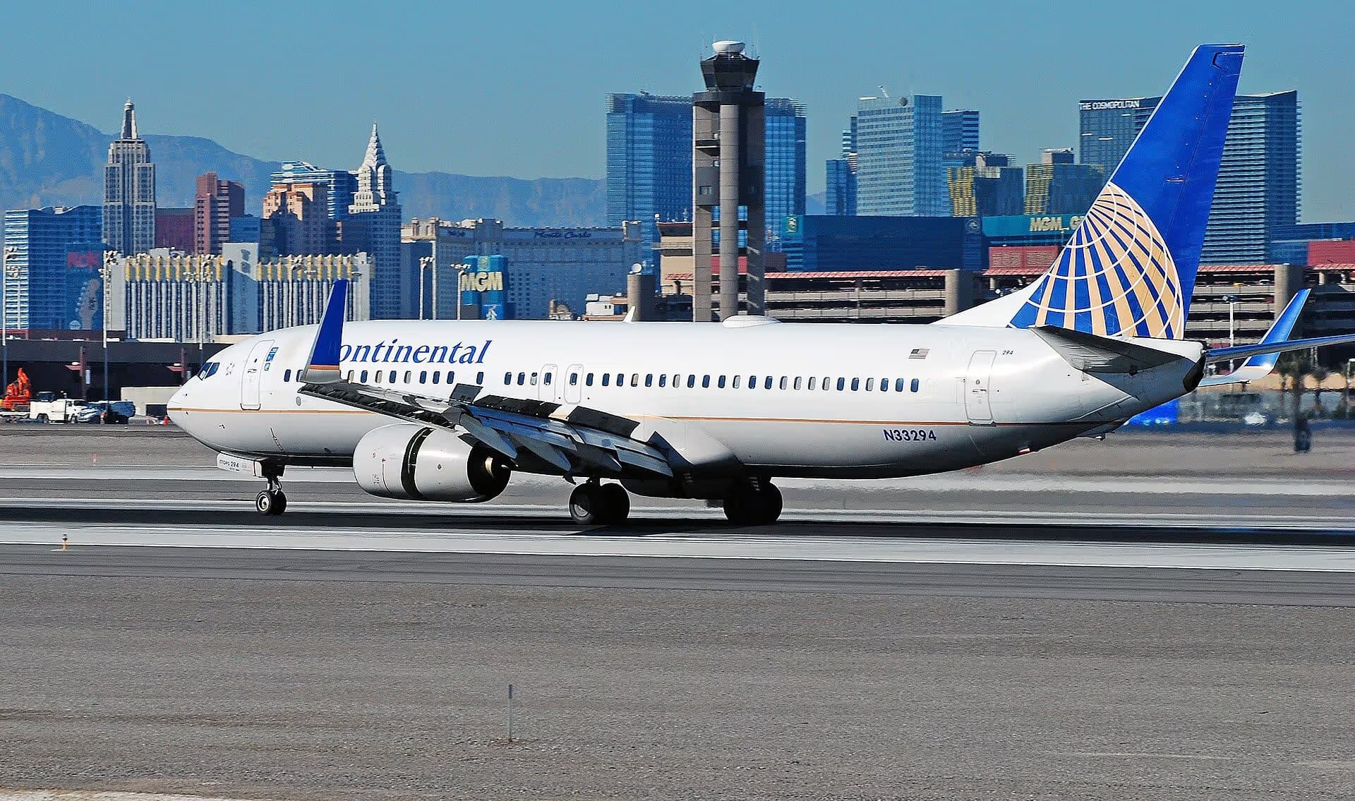 N33294 — Boeing