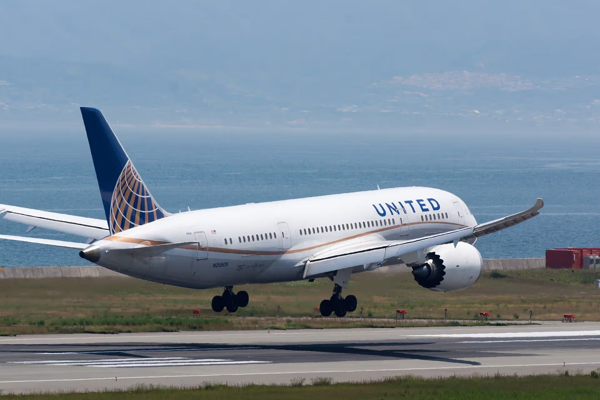 N26906 — Boeing