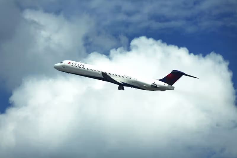 N901DE — Aircraft