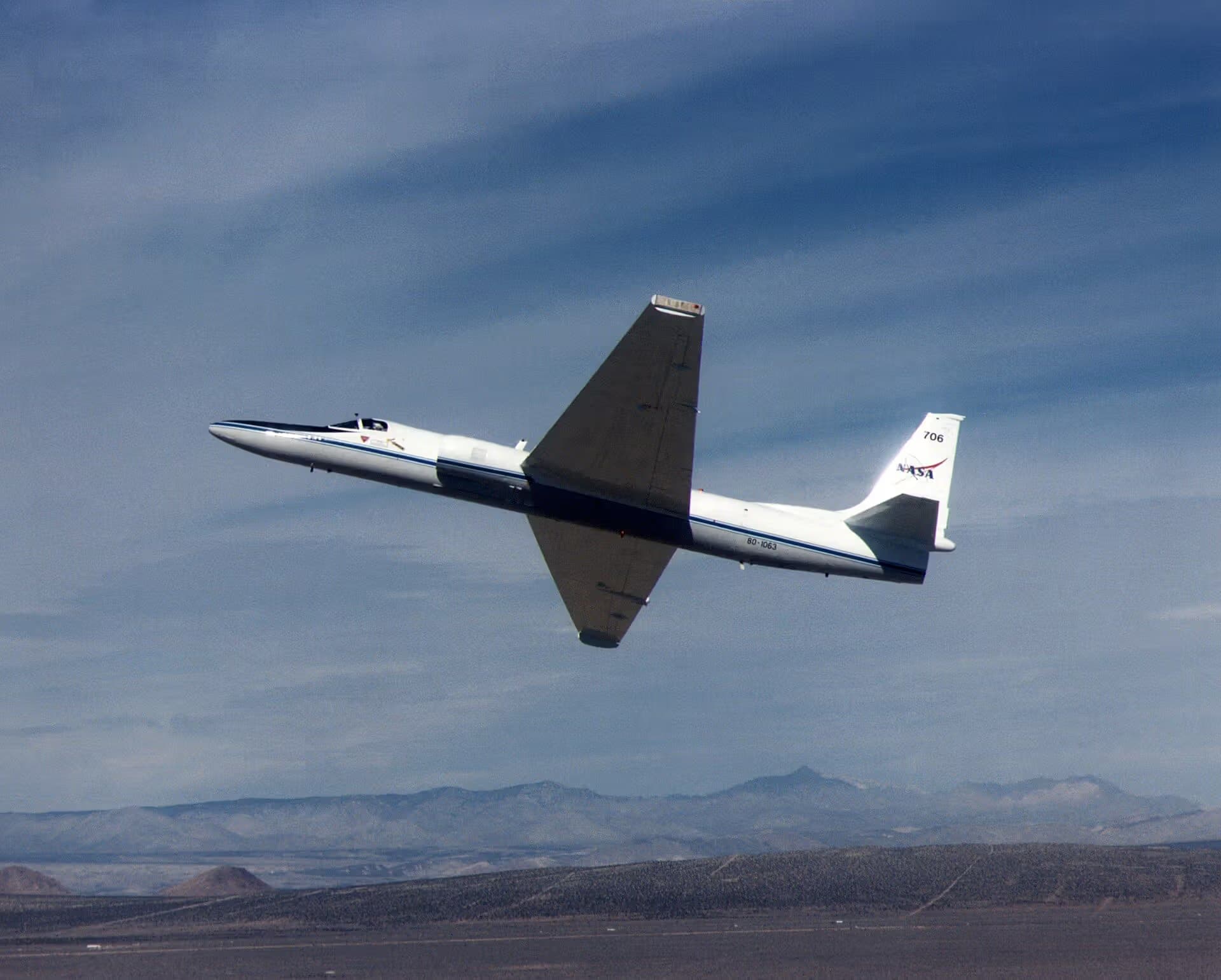 N806NA — Business jet