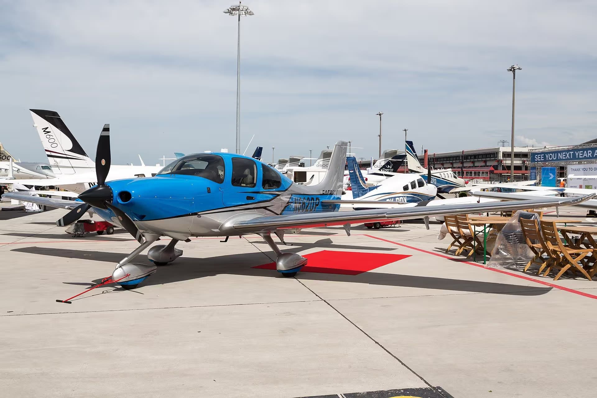 N662DP — Cirrus